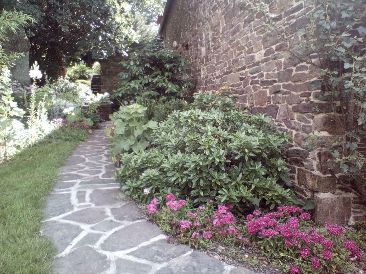 O Jardin En Broceliande Villa Paimpont Exteriör bild